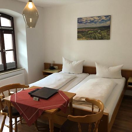 Gasthof Zum Schiff Obereisenheim Kültér fotó