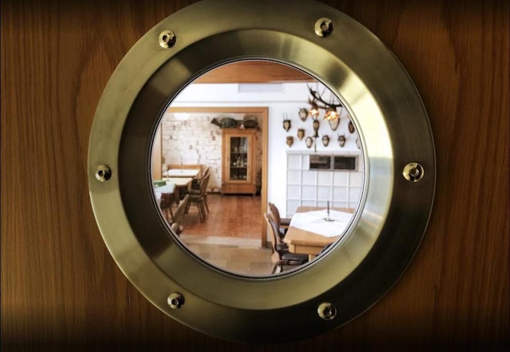 Gasthof Zum Schiff Obereisenheim Kültér fotó