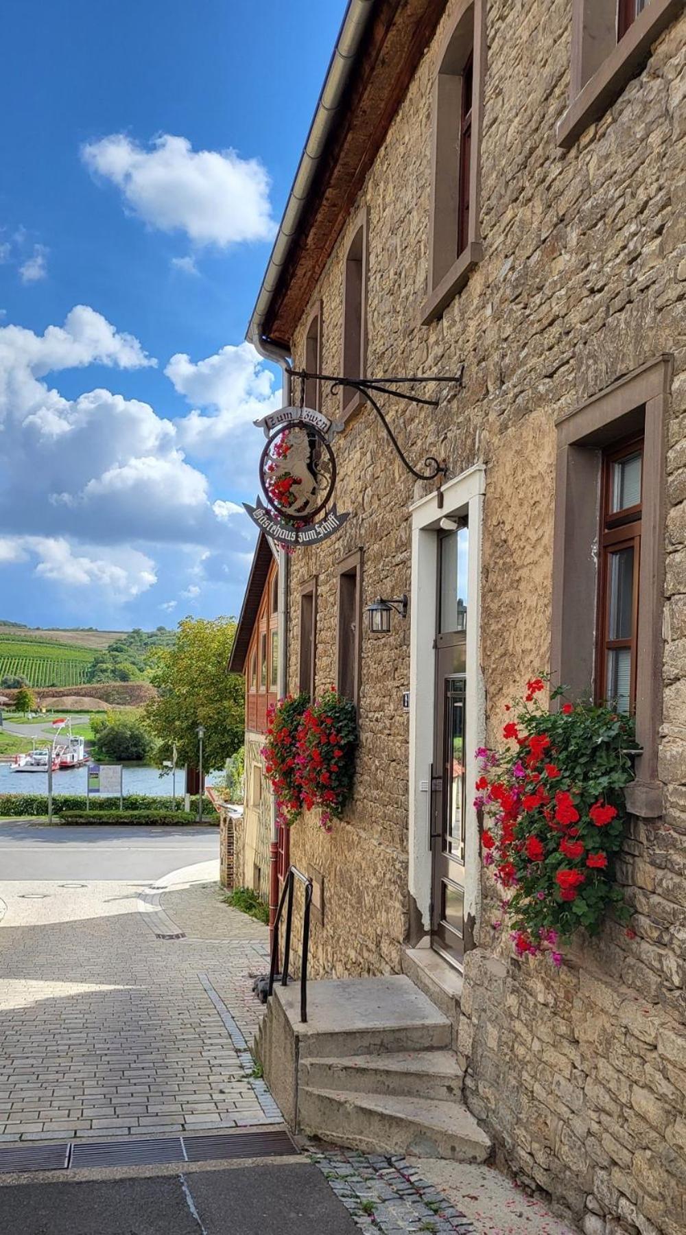 Gasthof Zum Schiff Obereisenheim Kültér fotó